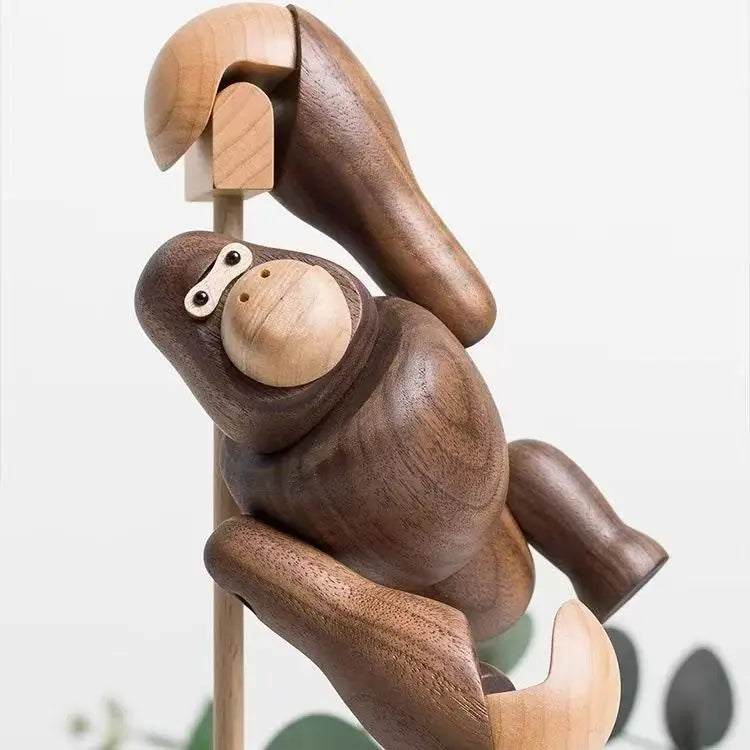 Nordic Wooden King Kong Dolls Gorilla Figurines  Home Decoration